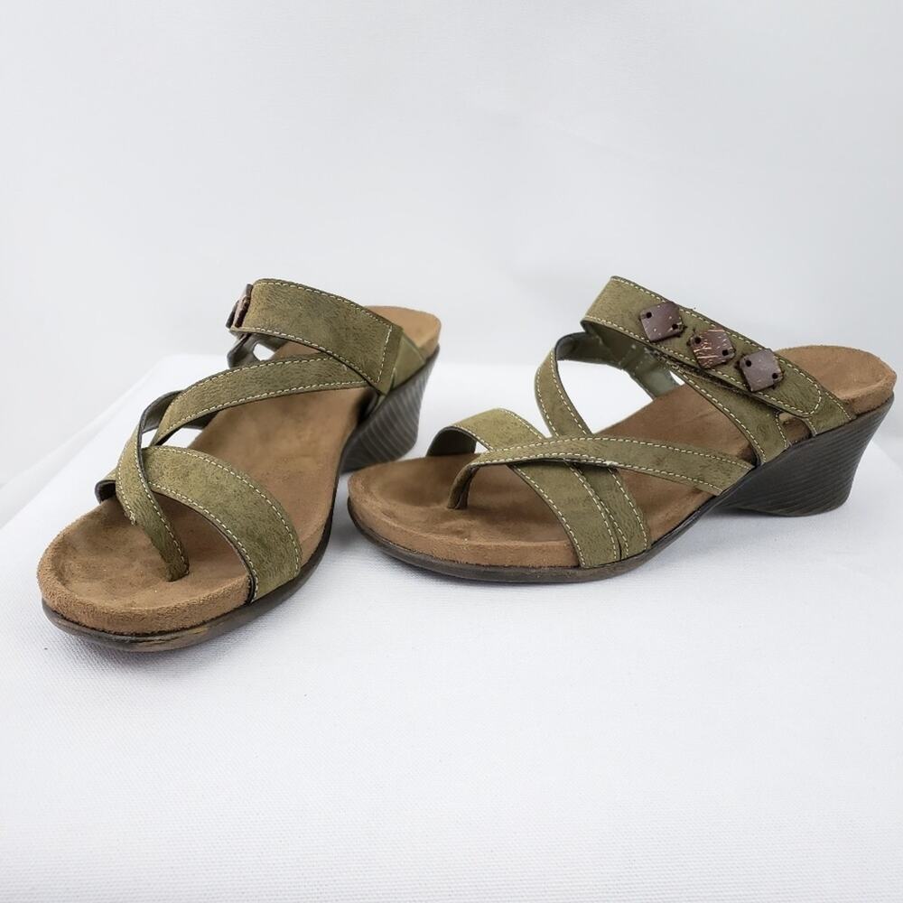 Axxiom olive green wedge vegan sandals size 6 1/2